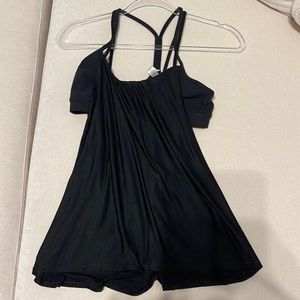 Lululemon black tank